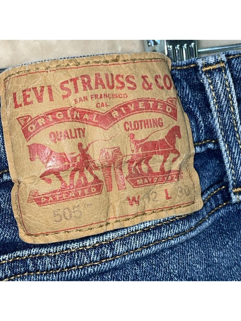 Levis 505 Jeans Mens 32x30 Blue Straight Leg Denim Cotton Casual (Actual  30x29)